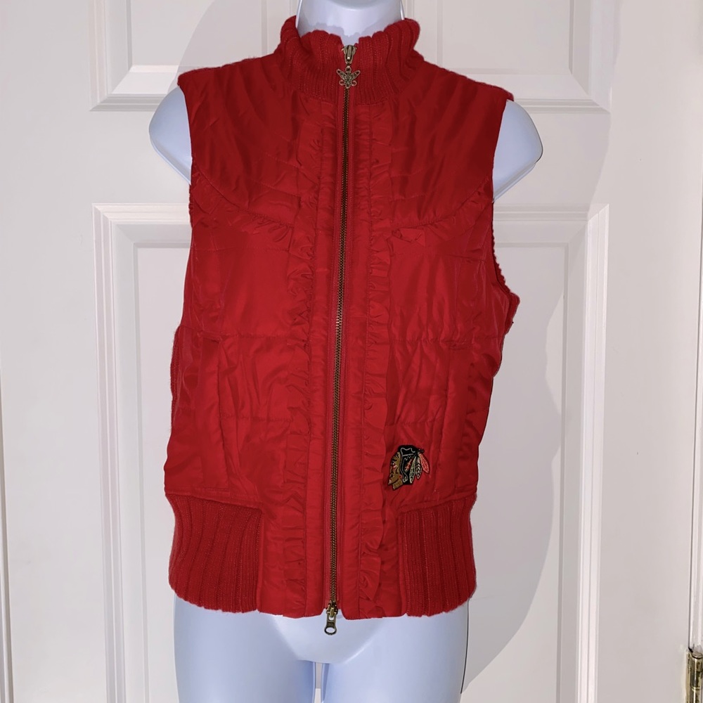 Vintage Touch Chicago Blackhawks cable knit sweater vest. Gorgeous.
